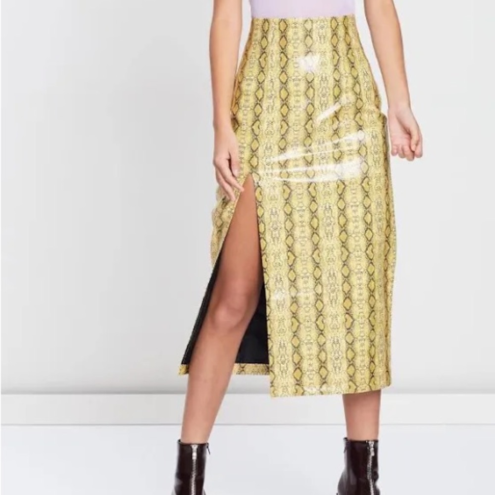 Topshop - Pleather snake skin skirt